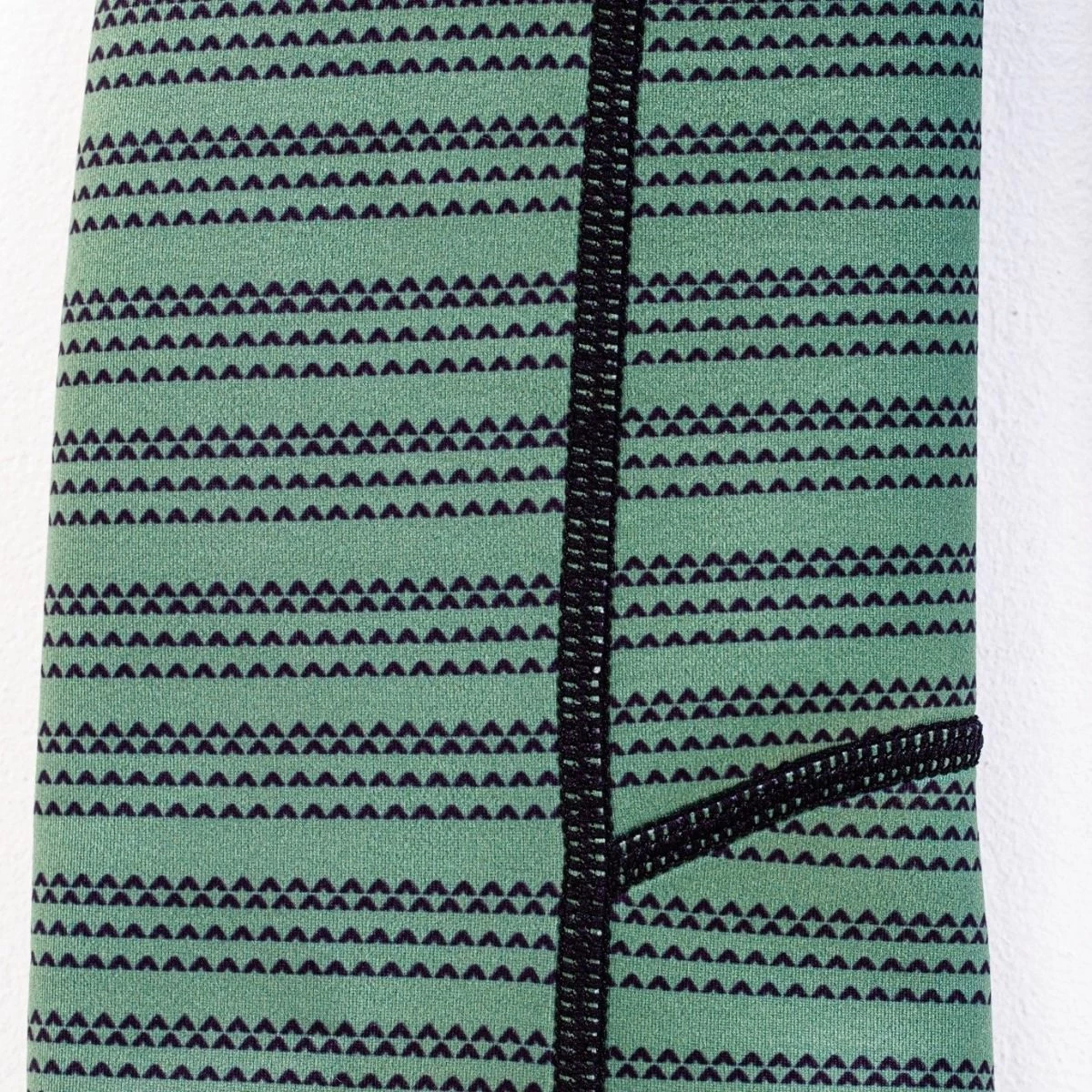 Volare Mens V1 Green Room Triathlon Wetsuit - Image 3